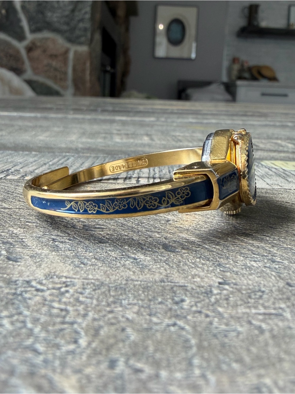 Vintage Andre Mouchet Peek-a-boo Watch - Picture 4 of 9